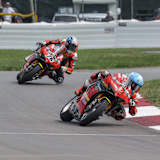 Josh Herrin dominierte und führt die Meisterschaft souverän an