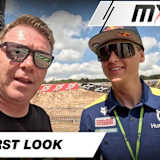 Paul Malin und Liam Everts stellen die neue Strecke vor