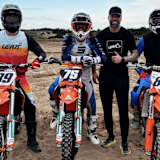 Marc de Reuver trainiert mit seinen 3 Schützlingen auf Sardinien