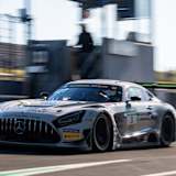 Der Mercedes mit der Startnummer #3 ist nach der Reparatur wieder einsatzbereit