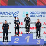 Evans siegte im ersten Formel-E-Lauf in Berlin vor Wehrlein und Mortara