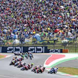 Maximo Quiles (#28) auf dem Weg zum ersten Moto3-Sieg