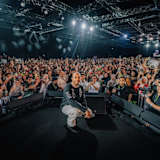 Lewis Hamilton verabschiedete sich von den Fans in Malaysia, bevor er zum letzten Mal die F1-Werke von Mercedes besuchte