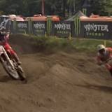 Jeffrey Herlings geht an Jorge Prado vorbei in Führung