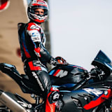 Ein neues Bild: Alex Hofmann auf der BMW M1000RR