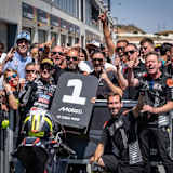 Erster GP-Sieg für David Munoz dank Teamwork bei Intact-GP. Mit auf dem Bild – Munoz` Kumpel Fermin Aldeguer