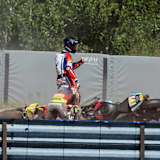 Jonas Kocourek mit gebrochenen Knochen