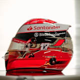 Mit diesem Spezial-Helm erinnert Charles Leclerc an den verstorbenen Rennfahrer Jules Bianchi