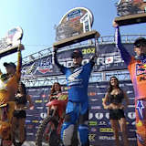 Jett Lawrence gewann vor Hunter Lawrence und Chase Sexton
