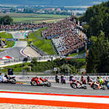 Einige Tribünenplätze blieben leer