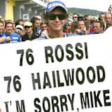 Siegerehrung in Tavullia für Moreia und Chareyre, Rossi und Marini, Bartolini und Baldassarri