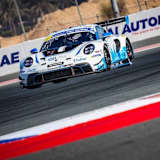 Dinamic GT grüßte nach zwölf Stunden von der Spitze