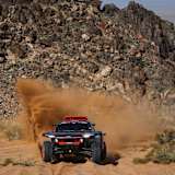 Carlos Sainz blieb Leader