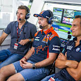 Schon bisher auch abseits schlechter Pisten gut unterwegs: Hier mit Christian Brugger und Alex Hofmann als ServusTV-Experte