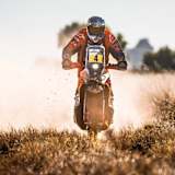 Daniel Sanders gewann die zweite und dritte Etappe der Safari-Rallye