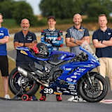 Wildcard in Magny-Cours: GMT94 mit drei Yamaha R9