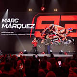 MotoGP-Champion Marc Marquez bei der WM-Siegesfeier von Akrapovic