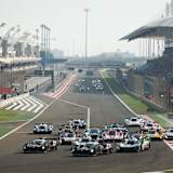 Ganz vorne: Die beiden Toyota GR010 Hybrid beim WEC-Rennen 2025 in Bahrain