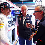 Max Verstappen, Dr. Helmut Marko und Laurent Mekies