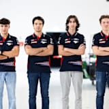 Kiano Blum, Alain Valente, Max Cuccarese und Emil Gjerdrum fahren Mustang