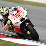 Andrea Iannone klagt über Schmerzen im Arm