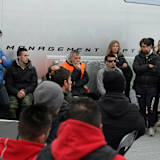 Die Fahrer des SIC Supermoto Days bei der Besprechung