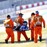 Jules Cluzel musste von der Unfallstelle geborgen werden