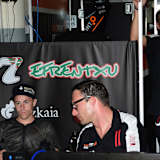 Teamchef Dirk Heidolf mit Efren Vazquez beim Malaysia-GP 2014