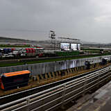 Grau und Regen verhangen: Die Strecke in Valencia