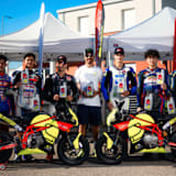 Die indonesischen Nachwuchsfahrer mit Franco Morbidelli, Andrea Migno und Matteo Gabbarini