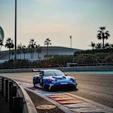 Antares Au, Loek Hartog und Huub van Eijndhoven siegen im Porsche 911 GT3 R