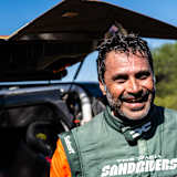 Nasser Al-Attiyah siegt in den Dünen und übernimmt Gesamtführung  