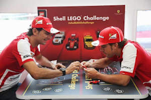 Fernando Alonso und Pedro de la Rosa lieferten sich ein heißes Rennen