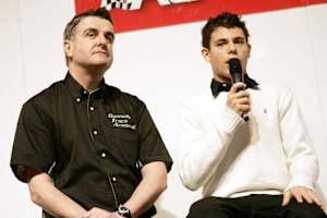 So sieht Martin Donnelly (l.) heute aus