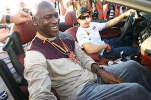 Basketball-Legende Michael Jordan (li.) hat ein eigenes Rennteam