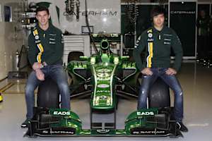 Das Caterham-Ersatzduo: Alexander Rossi und Ma Qing Hua