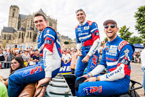 Starkes Trio: (v. li.) Mikhail Aleshin, Vitaly Petrov und Jenson Button