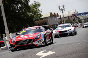 Gespickt mit den lokalen Stars Graig Lowndes, Jamie Whincup und Shane van Gisbergen: Der Mercedes-AMG GT3 vom Team Vodafone