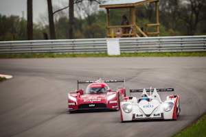 Nissan hatte beim Test auch einen Gibosn LMP2 dabei