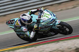 Tom Edwards auf der neuen Ninja 400