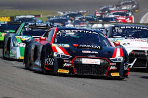 Einer der beiden Audi R8 LMS von Aust Motorsport im ADAC GT Masters 2016