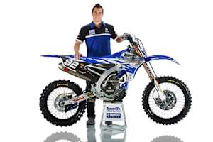 Valentin Guillod bleibt 2016 im Team 'Standing Construct Yamalube' und wechselt in die MXGP-Klasse
