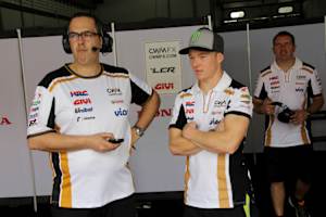 Dakota Mamola (rechts) in der LCR-Box mit Crewchief Christophe «Beefy» Bourguignon