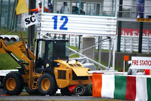 Bergungsfahrzeuge (hier der Radlader beim Bianchi-Unfall): Tödliche Gefahr
