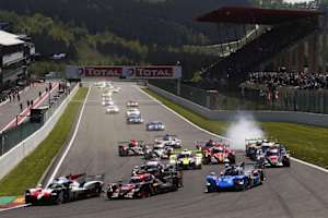 Fernando Alonso durfte bei seinem ersten WEC-Einsatz über den Sieg jubeln 