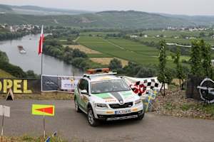 Michèle Mouton und Jutta Kleinschmidt starten im Vorwagen