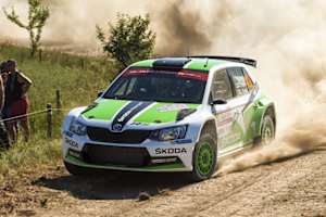 Erster WM-Sieg im dritten Anlauf – Esapekka Lappi setzte sich im neuen Skoda Fabia R5 gegen Teamkollege Pontus Tidemand durch