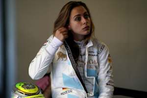 Sophia Flörsch feiert in Le Castellet das ELMS-Renndebüt