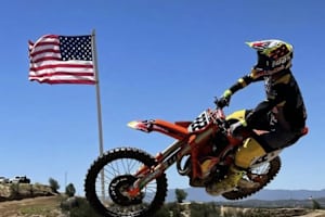 Antonio Cairoli trainiert schon in den USA