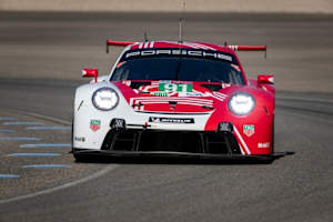 Der Porsche 911 RSR kommt mit einer Lackierung zu den 24h Le Mans, die an den Gesamtsieg 1970 erinnert